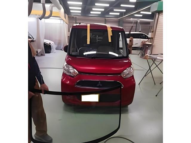 三菱 eKワゴン ガラス交換修理【岡山県 岡山市で傷・ヘコミ修理、事故、鈑金修理、ガラス修理の事ならユアサ自動車へお問合わせ下さい!】