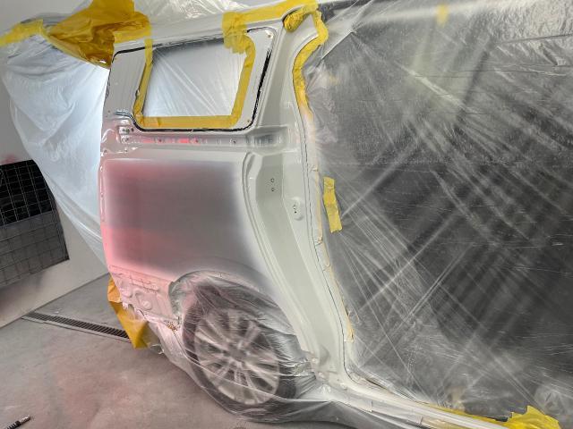 トヨタ　アルファード　板金・外装補修