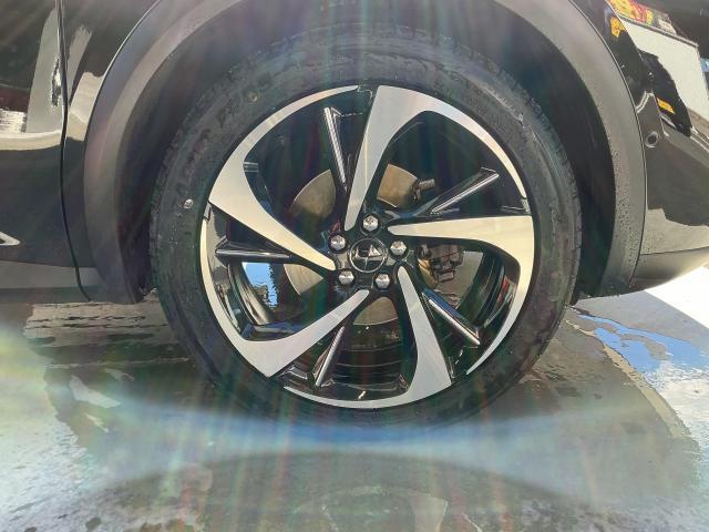 ＤＳオートモビル　ＤＳ７クロスバック　タイヤ交換