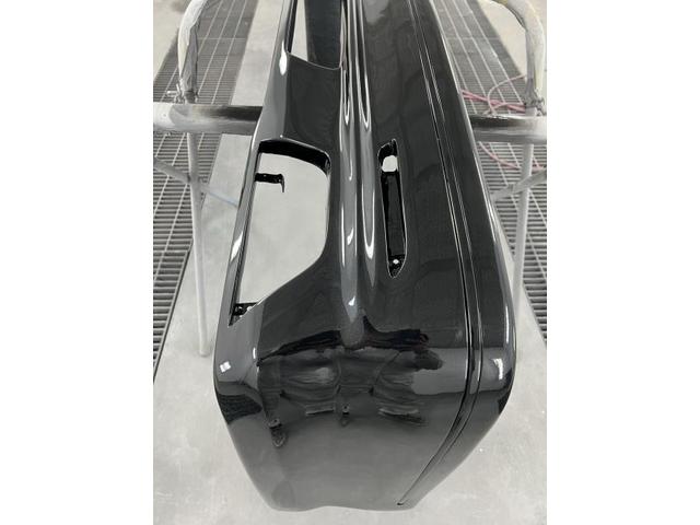 トヨタ　ハイエースバン　板金・外装補修