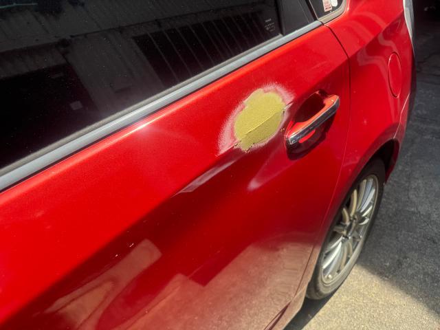 トヨタ プリウス 塗装剥がれ クリア剥げ 塗装 名古屋市 名古屋市西区 清須市 鈑金塗装 カスタム 見積もり無料 代車無料