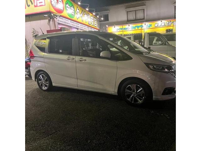 ホンダ　フリード　新品タイヤ　ヨコハマ ブルーアースRV03 185/65R15　4本交換【福山市　府中市　神石高原町　井原市　笠岡市　持込でのタイヤ交換大歓迎受付中！Web予約もOK！！】