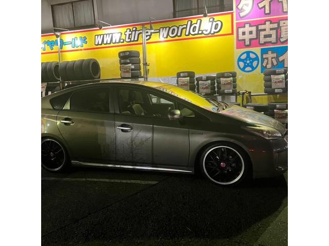 トヨタ　プリウス　新品タイヤ　ミネルバ F205 215/35R19　2本交換【福山市　府中市　神石高原町　井原市　笠岡市　持込でのタイヤ交換大歓迎受付中！Web予約もOK！！】