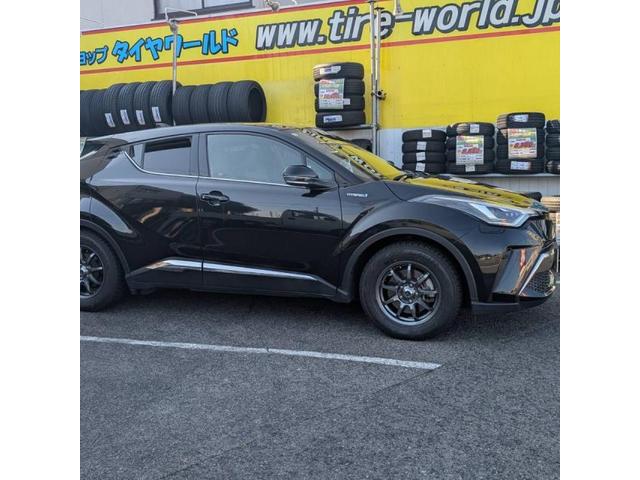 トヨタ　Ｃ－ＨＲ　中古スタッドレスタイヤ　ヨコハマ　アイスガード IG60 215/65R16　ホイールセット4本　交換【福山市　府中市　神石高原町　井原市　笠岡市　持込でのタイヤ交換大歓迎受付中！Web予約もOK！！】