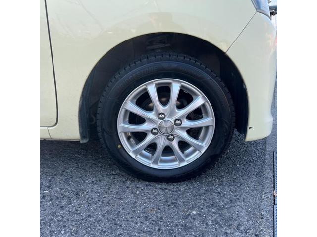 ダイハツ　ミライース　