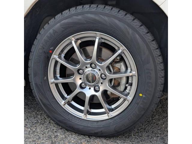 日産　セレナ　新品スタッドレスタイヤのヨコハマ　アイスガード IG70 195/65R15のホイールセット4本に交換【福山市　府中市　神石高原町　井原市　笠岡市　持込でのタイヤ交換大歓迎受付中！Web予約もOK！！】