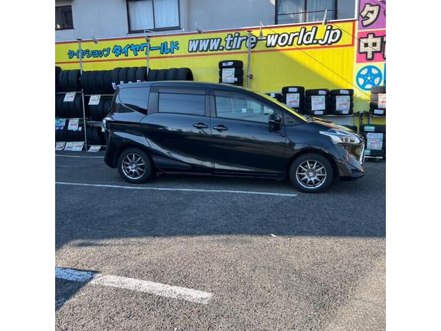 トヨタ　シエンタ　中古スタッドレスタイヤのグッドイヤー　アイスナビ6 175/65R15のホイールセット4本に交換【福山市　府中市　神石高原町　井原市　笠岡市　持込でのタイヤ交換大歓迎受付中！Web予約もOK！！】