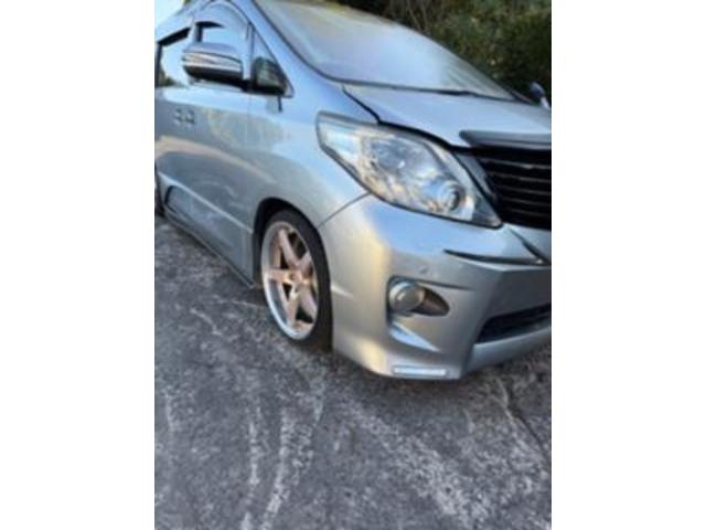 トヨタ　アルファード　ホイール・タイヤ交換