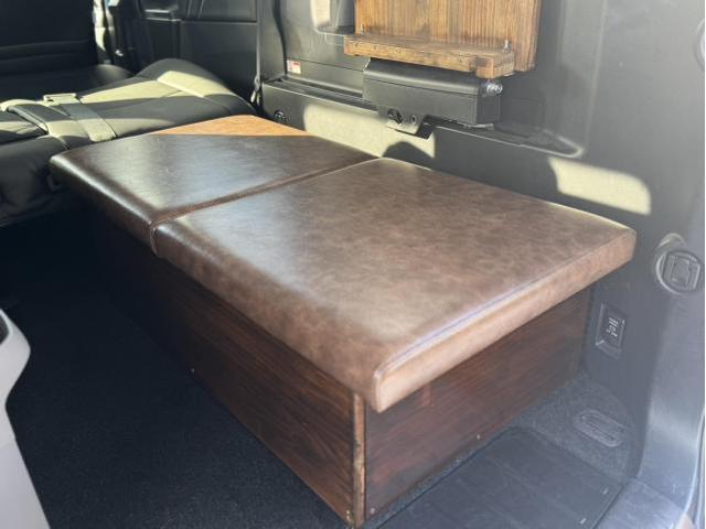 三菱　デリカＤ：５　ワンオフキャンピングキット作成