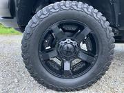 タイヤは、車が唯一地面と接地している重要なパーツです!