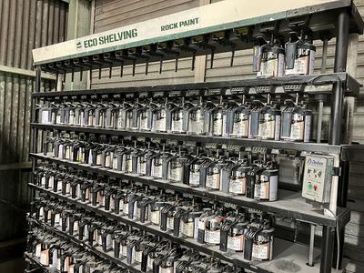 塗料も沢山ご用意しております。