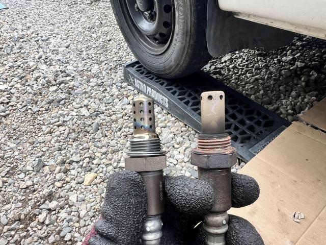 ダイハツ ハイゼットバン メンテナンス・日常点検 O2センサー マフラー チェックランプ 故障 診断 整備 オイル交換 バッテリー交換 車検 レッカー レンタカー 代車無料 茨城県 古河市 坂東市 三和 下妻市 結城