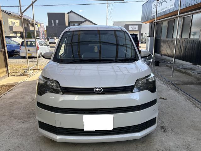 トヨタ　スペイド　エアコン　暖房　ヒーター　運転席だけ冷風　助手席だけ温風　エアコン不調　温まらない　ヒーターコア　洗浄　交換　点検　茨城県　古河市　結城市　八千代町　三和　総和　境町　五霞町　坂東市　下妻市　つくば市　故障　診断　修理　