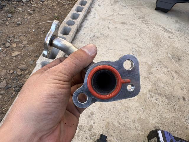 プリウス　EGRバルブ洗浄　エンジン振動　ガタガタ音　ブルブル　チェックランプ　レッカー　代車無料　レンタカー　茨城県　古河市　坂東市　結城市　境町　八千代町　下妻市　つくば市　土浦市　小山市　野木町