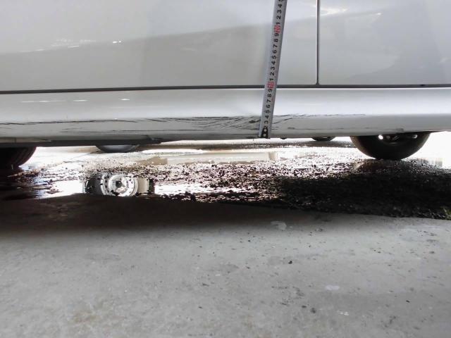 トヨタ　ヤリス　サイドステップ　ステップカバー　キズヘコミ直し　粕屋町　糟屋郡　福岡市東区　中央区　西区　早良区　南区　城南区　博多区　志免町　須恵町　新宮町　宇美町　篠栗町　久山町　春日市　大野城