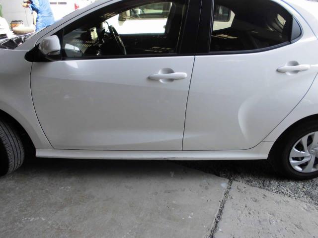 トヨタ　ヤリス　サイドステップ　ステップカバー　キズヘコミ直し　粕屋町　糟屋郡　福岡市東区　中央区　西区　早良区　南区　城南区　博多区　志免町　須恵町　新宮町　宇美町　篠栗町　久山町　春日市　大野城