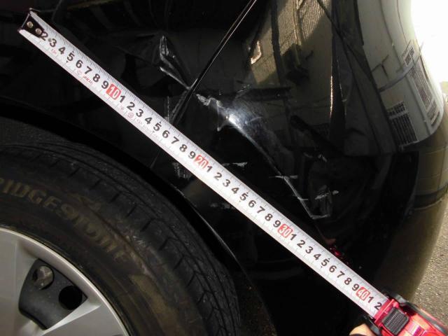 ホンダ　フィット　左リアクォーター　リアバンパー　キズ・へこみ直しトヨタ　板金・外装補修　事故修理　粕屋町　糟屋郡　福岡市東区　中央区　西区　早良区　南区　城南区　博多区　志免町　須恵町　新宮町　宇美町　篠栗町　久山町　春日市