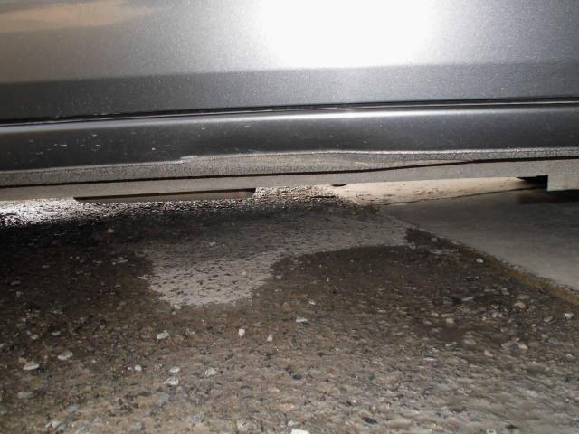 ホンダ　フィット　フロントバンパー　ドア　キズ・へこみ直し　事故修理　キズヘコミ直し　塗装　粕屋町　糟屋郡　福岡市東区　中央区　西区　早良区　南区　城南区　博多区　志免町　須恵町　新宮町　宇美町　篠栗町　久山町　春日市　大野城市　太宰府市