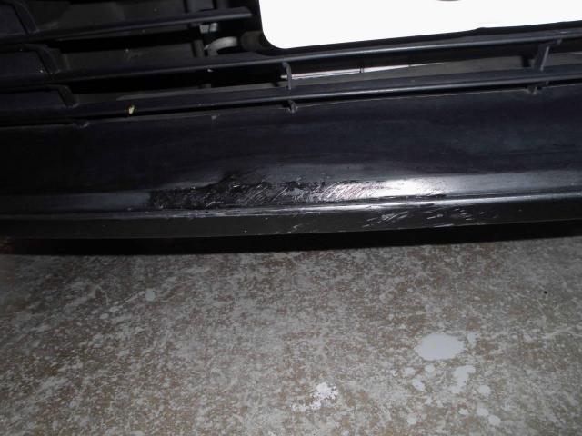 ホンダ　フィット　フロントバンパー　ドア　キズ・へこみ直し　事故修理　キズヘコミ直し　塗装　粕屋町　糟屋郡　福岡市東区　中央区　西区　早良区　南区　城南区　博多区　志免町　須恵町　新宮町　宇美町　篠栗町　久山町　春日市　大野城市　太宰府市