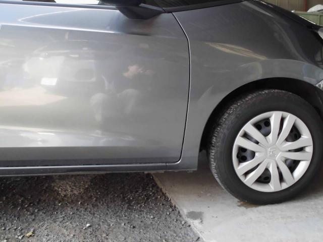 ホンダ　フィット　フロントバンパー　ドア　キズ・へこみ直し　事故修理　キズヘコミ直し　塗装　粕屋町　糟屋郡　福岡市東区　中央区　西区　早良区　南区　城南区　博多区　志免町　須恵町　新宮町　宇美町　篠栗町　久山町　春日市　大野城市　太宰府市