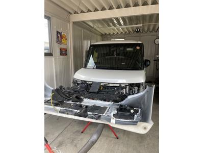 板金・塗装・外装補修も実施