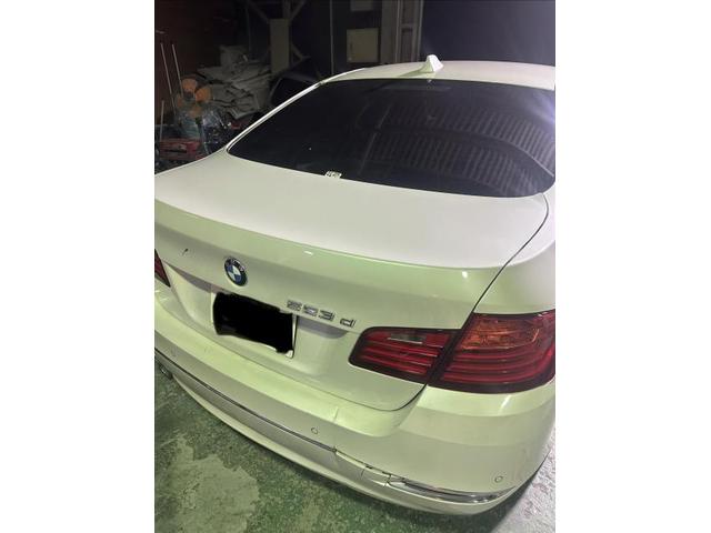 ＢＭＷ　３シリーズ　外装品・リビルトトランク交換　