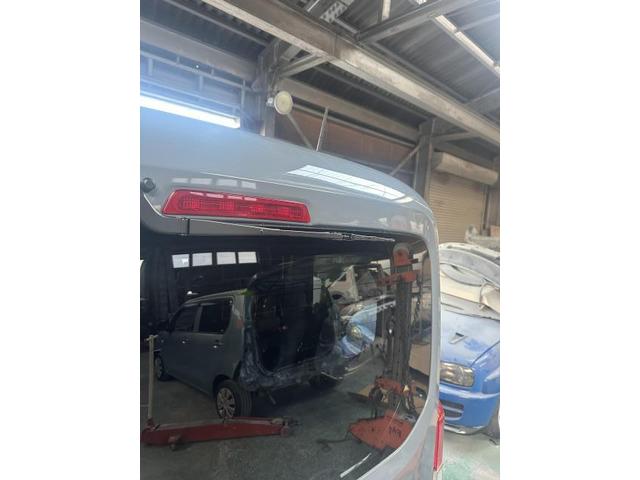 ホンダ　Ｎ－ＶＡＮ　キズ・へこみ直し　バックドア　鈑金