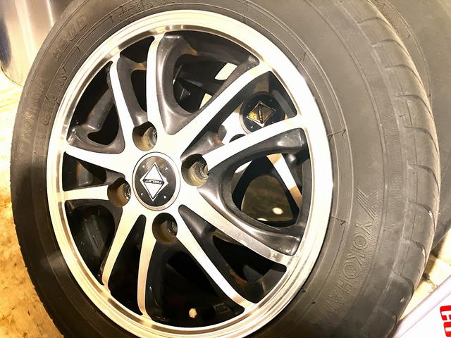 タイヤ保管サービス有