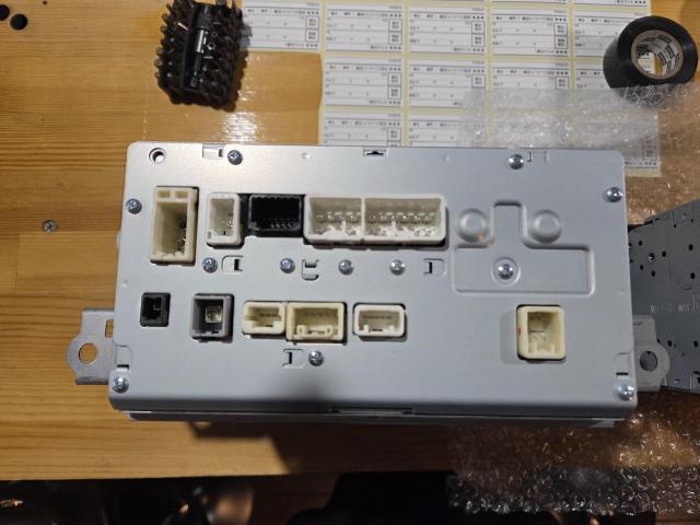 トヨタ　アクア　純正ナビから純正ナビへ入れ替え