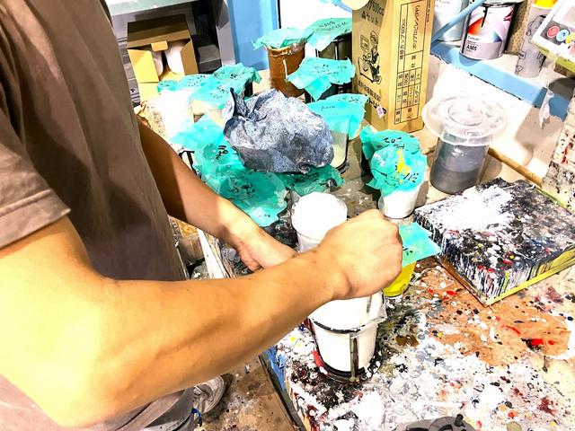 【工程６】塗料を調合し・・・