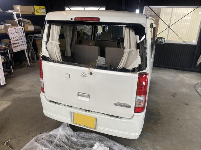 スズキ　エブリイワゴン　リアガラス交換