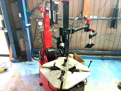 タイヤチェンジャ―完備