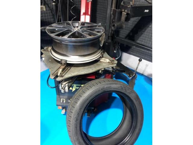 トヨタ　エスティマ　タイヤ交換　クムホタイヤへ交換