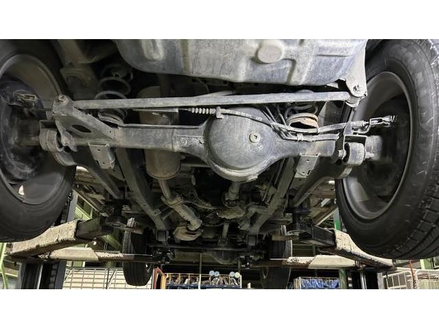 スズキ　ジムニー　1.2速、R 入りにくい　クラッチワイヤー調整　デフオイル交換　ミッションオイル交換　トランスファーオイル交換　ショックマウント部　溶接　修理