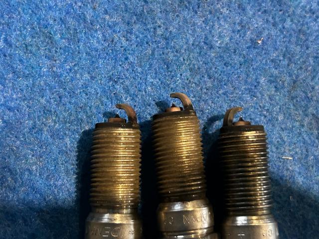 アルファロメオ　アルファスパイダー　939 アルファロメオスパイダー 93932S エンジン始動不良　エンジンかからない　点検　整備　修理　燃料タンクに水混入　燃料入れ替え　プラグ交換　