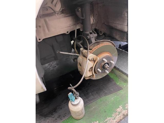 トヨタ　サクシードバン　車検