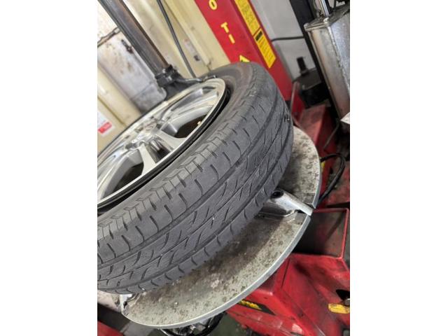 ホンダ　Ｎ－ＢＯＸ　ホイール・タイヤ交換