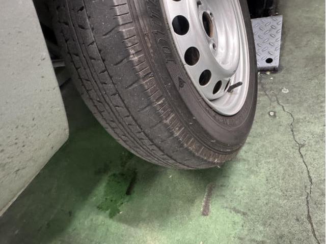 トヨタ　プロボックスバン　ホイール・タイヤ交換