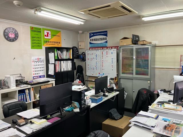 カーファクトリーレジェンド8