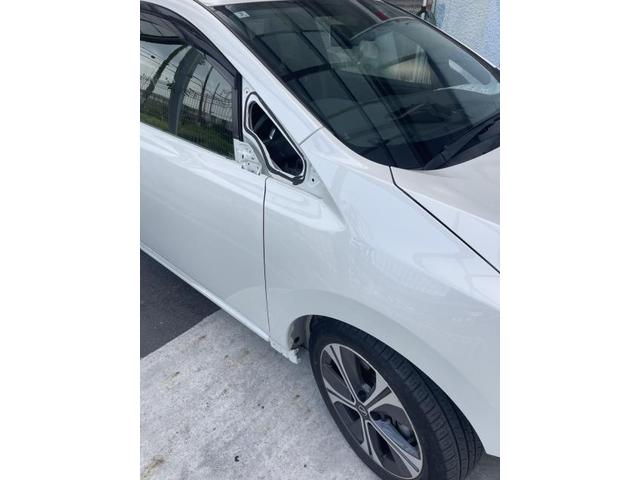 日産　リーフ　キズ　へこみ直し　外部補修　取り替え