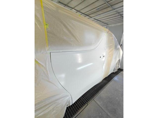 アルファード30系 左右スライドドア凹み板金塗装修理リアバンパーキズ補修　パールホワイトも色差なし仕上げ　松戸