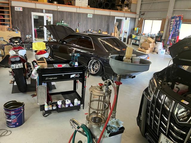 タイヤ交換をはじめ、パーツ取付からカスタムまでお車の事なら愛南町の４３２ＰＯＷＥＲにお任せください！