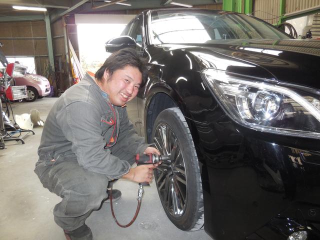 スタッフ紹介3