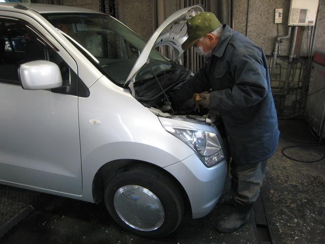 ワゴンR　エンジンオイル交換　撥水洗車