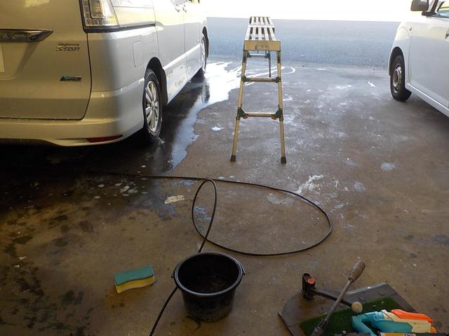 車検整備　日産　セレナ　名古屋市　中川区　撥水洗車　室内清掃
