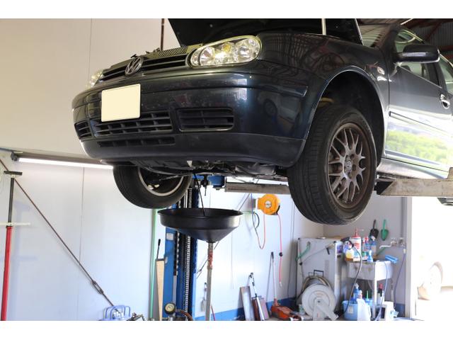 ゴルフ4GTI　エンジンオイル交換　【フォルクスワーゲンの車検・修理は名古屋の”VW専門店”スズキワークスにおまかせください。】 