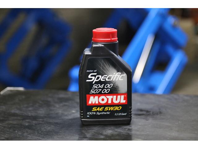 クロストゥーラン　ＭＡＮＮ　ＦＩＬＴＥＲ　　MOTUL　Specific　5W30