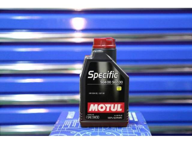 ゴルフ５ヴァリアント　MOTUL  SPECIFIC 504 00　507 00