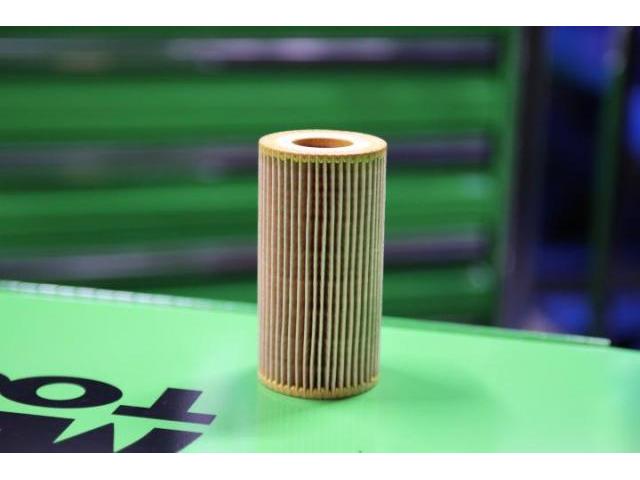 ゴルフ６Ｒ　ＨＩＤバルブ交換