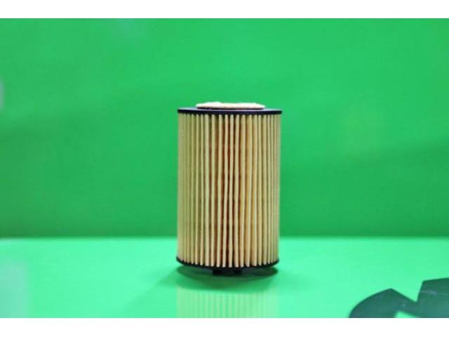 トゥーランＴＤＩ　車検整備　フックスオイル
